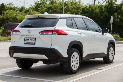 TOYOTA COROLLA CROSS 1.8 SPORTS ปี2022 (2ขพ7714)