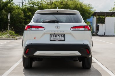 TOYOTA COROLLA CROSS 1.8 SPORTS ปี2022 (2ขพ7714)