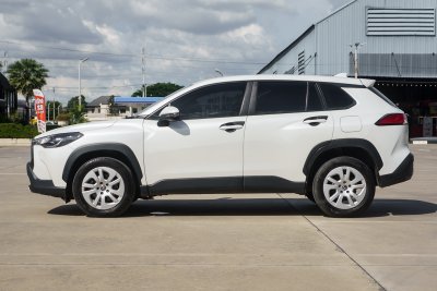 TOYOTA COROLLA CROSS 1.8 SPORT ปี2021 (2ขณ9022)