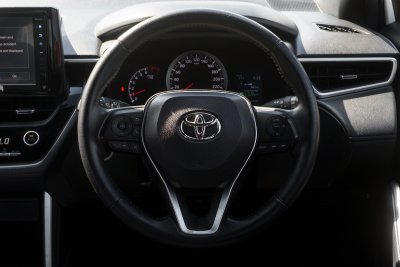 TOYOTA COROLLA CROSS 1.8 SPORT ปี2021 (2ขณ9022)