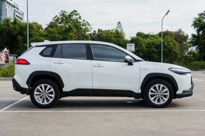 TOYOTA COROLLA CROSS 1.8 HYBRID SMART ปี2021 (1ขญ7872)