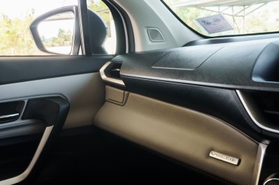 TOYOTA VELOZ 1.5 PREMIUM ปี2022 จด2023 (3ขศ4580)