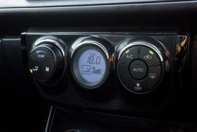 TOYOTA VIOS 1.5 MID AT ปี 2020 (1ขฆ3691)