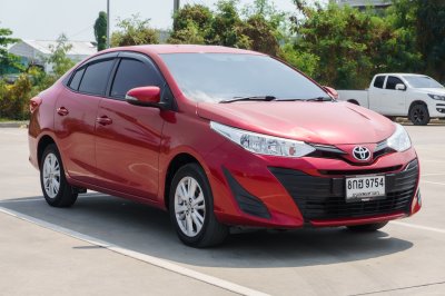 TOYOTA YARIS ATIV 1.2 E AT ปี 2018 (8กฮ9754)