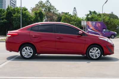 TOYOTA YARIS ATIV 1.2 E AT ปี 2018 (8กฮ9754)