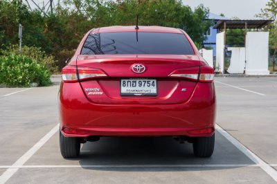 TOYOTA YARIS ATIV 1.2 E AT ปี 2018 (8กฮ9754)