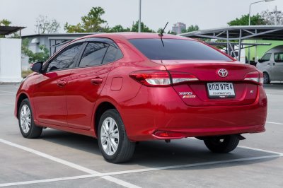 TOYOTA YARIS ATIV 1.2 E AT ปี 2018 (8กฮ9754)