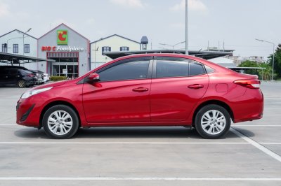 TOYOTA YARIS ATIV 1.2 E AT ปี 2018 (8กฮ9754)