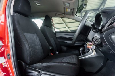 TOYOTA YARIS ATIV 1.2 E AT ปี 2018 (8กฮ9754)