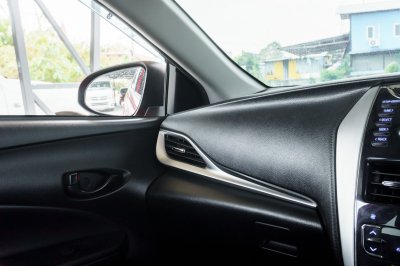 TOYOTA YARIS ATIV 1.2 E AT ปี 2018 (8กฮ9754)