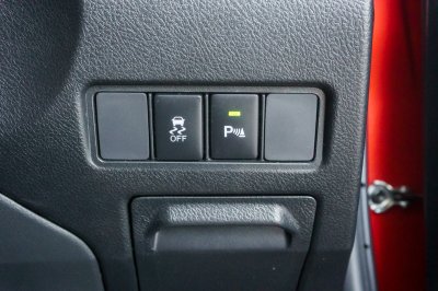 TOYOTA YARIS ATIV 1.2 E AT ปี 2018 (8กฮ9754)