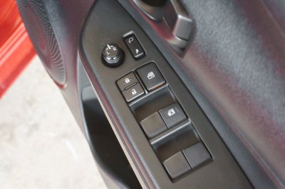 TOYOTA YARIS ATIV 1.2 E AT ปี 2018 (8กฮ9754)