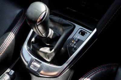 MAZDA 2 1.3 HIGH CONNECT AT 2017 (6กฬ6348)