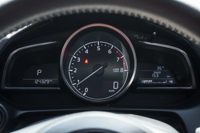 MAZDA 2 1.3 HIGH CONNECT AT 2017 (6กฬ6348)