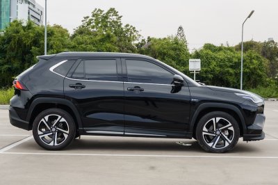 TOYOTA YARIS CROSS 1.5 HEV PREMIUM LUXURY ปี2024 (ขธ4995)