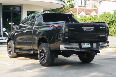 TOYOTA REVO 2.4 TRD SMARTCAB MT ปี 2016 จด 2017 (1ฒฮ8195)