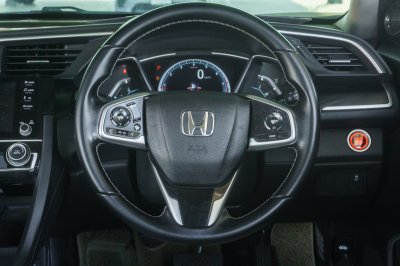 HONDA CIVIC 1.8 EL ปี2020 (1ขท761)