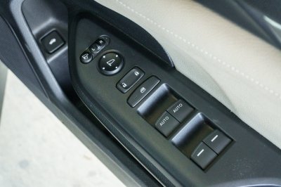 HONDA CIVIC 1.8 EL ปี2020 (1ขท761)