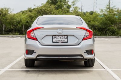 HONDA CIVIC 1.8 EL ปี2021 (2ขฎ4923)
