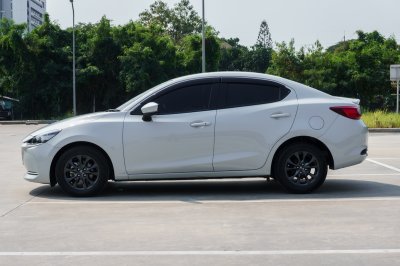 MAZDA 2 1.3 S (LEATHER) ปี2022 (กท3714)