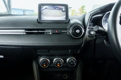 MAZDA 2 1.3 S (LEATHER) ปี2022 (กท3714)