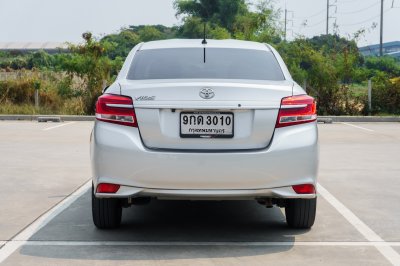 TOYOTA VIOS 1.5 MID AT ปี 2019 (9กด3010)