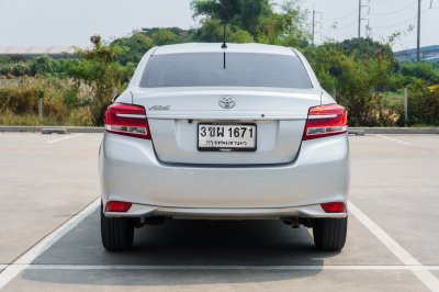 TOYOTA VIOS 1.5 MID ปี2022 (3ขผ1671)
