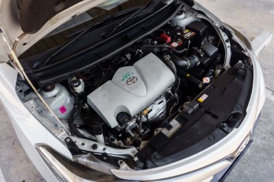 TOYOTA VIOS 1.5 MID AT ปี 2019 (9กด3010)