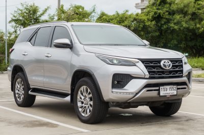 TOYOTA FORTUNER 2.4 V ปี2021 (1ขษ1552)