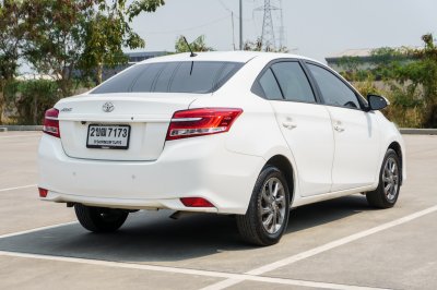 TOYOTA VIOS 1.5 MID AT ปี 2021 (2ขฒ7173)