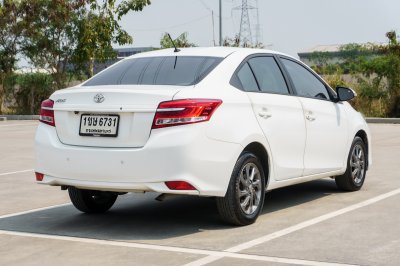 TOYOTA VIOS 1.5 MID AT ปี 2021 (1ขษ6731)