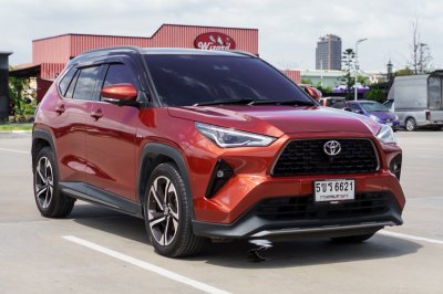 TOYOTA YARIS CROSS 1.5 HYBRID PREMIUM LUXURY ปี2024 (5ขร6621)