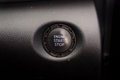 TOYOTA YARIS ATIV 1.2 G ปี2017 จด2018 (ขธ8204)