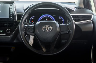 TOYOTA ALTIS 1.8 HV MID AT ปี2020 (1ขณ5106)