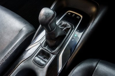 TOYOTA ALTIS 1.8 HV MID AT ปี2020 (1ขณ5106)