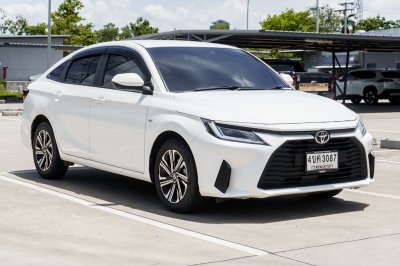 TOYOTA YARIS ATIV 1.2 SPORT AT ปี 2022 (4ขค3087)