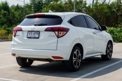 HONDA HR-V 1.8 EL AT ปี2016 (งว4776)