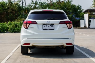 HONDA HR-V 1.8 EL AT ปี2016 (งว4776)