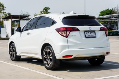 HONDA HR-V 1.8 EL AT ปี2016 (งว4776)