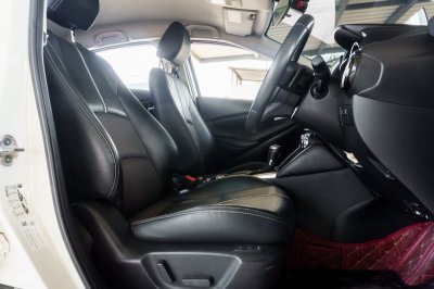 MAZDA 2 1.3 S (LEATHER) ปี2022 (2ขฮ2041)