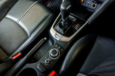 MAZDA 2 1.3 S (LEATHER) ปี2022 (2ขฮ2041)