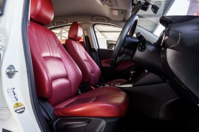 MAZDA 2 1.3 HIGH CONNECT ปี2019 (9กฎ9276)