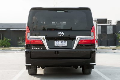 TOYOTA MAJESTY 2.8 PREMIUM AT ปี2019 (1นฌ3282)