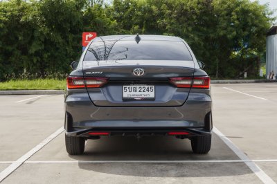 TOYOTA YARIS ATIV 1.2 PREMIUM LUXURY AT ปี 2023 (5ขฒ2245)