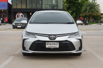 TOYOTA ALTIS 1.8 HV MID AT ปี2020 (9กน6947)
