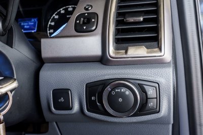 FORD RANGER DOUBLECAB 2.2 XLT HI-RIDER AT ปี2016 (5กน3896)