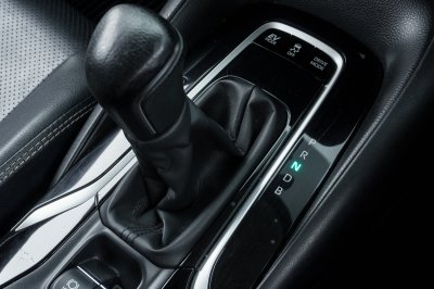 TOYOTA ALTIS 1.8 HV MID AT ปี2020 (9กน6947)