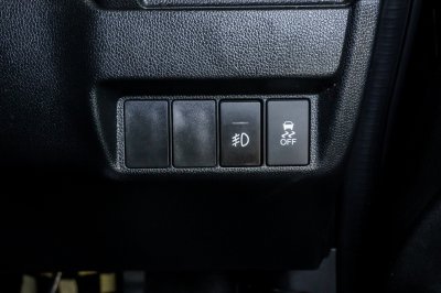 HONDA JAZZ 1.5 S MT ปี2015 จด2016 (5กค5798)