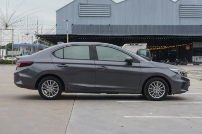 HONDA CITY 1.0 V AT ปี 2021 (2ขฐ6077)
