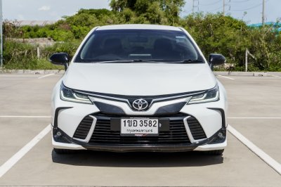 TOYOTA ALTIS 1.8 GR SPORTS ปี2021 (1ขอ3582)